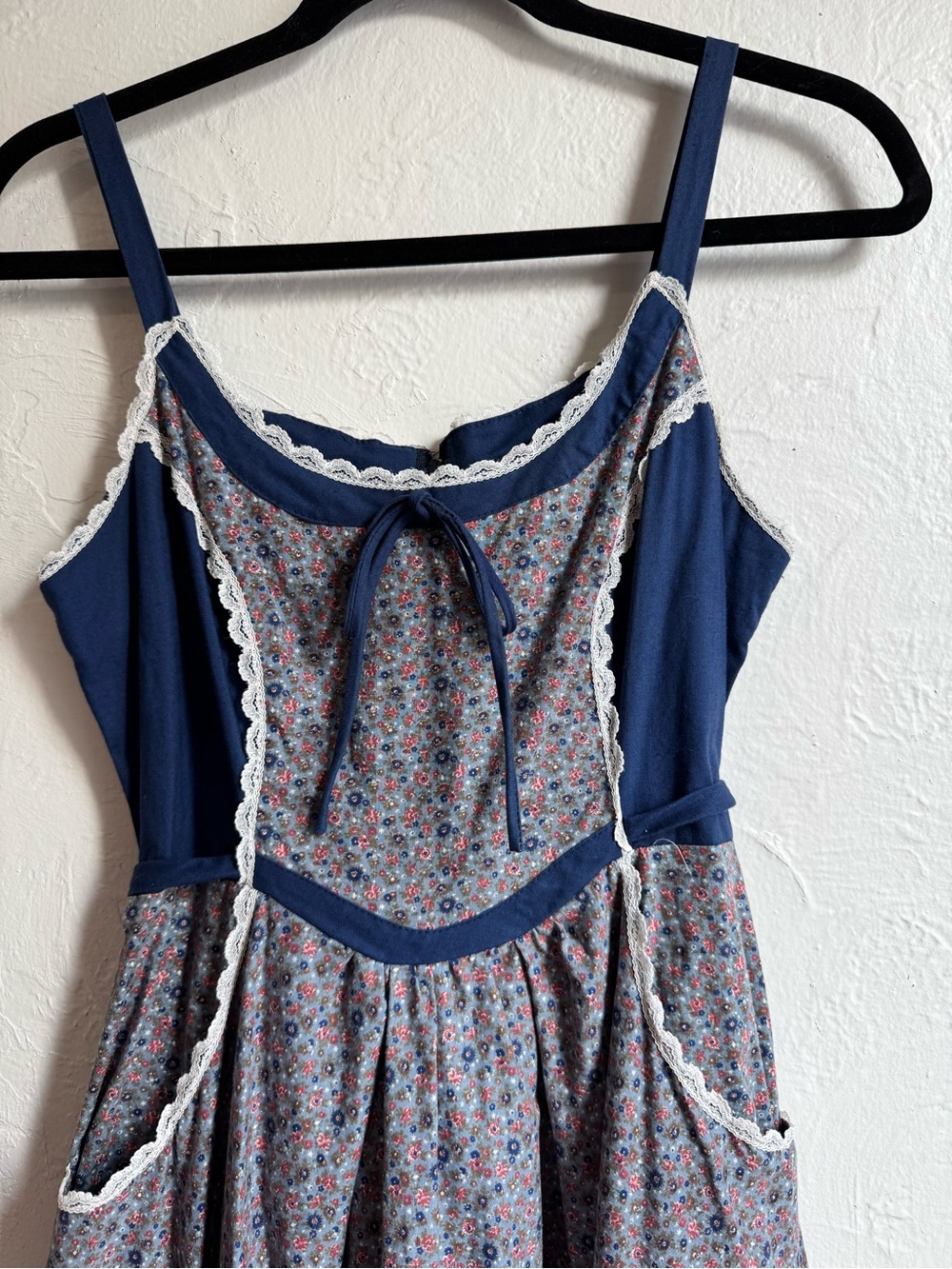 Vintage 1970s Gunne Sax Calico Floral Midi Dress and Matching Bolero Set - Picture 3 of 11